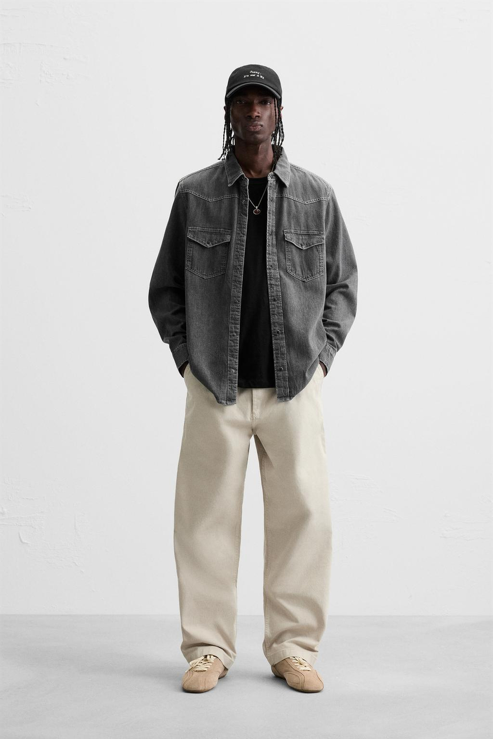 Брюки чинос relaxed fit