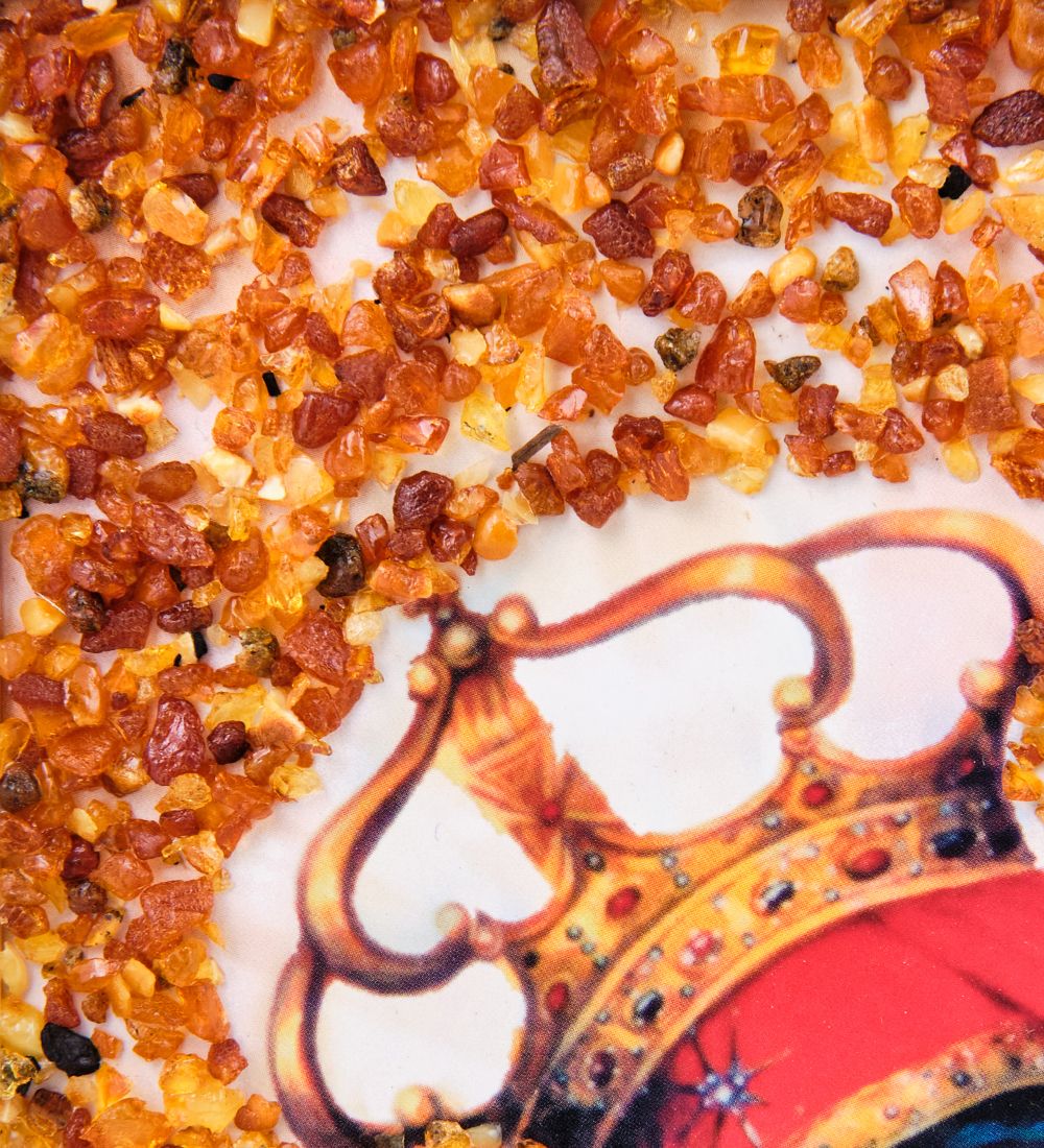 AMB-51/23 Икона Божией Матери (с янтарной крошкой) дер.рамка 21х30