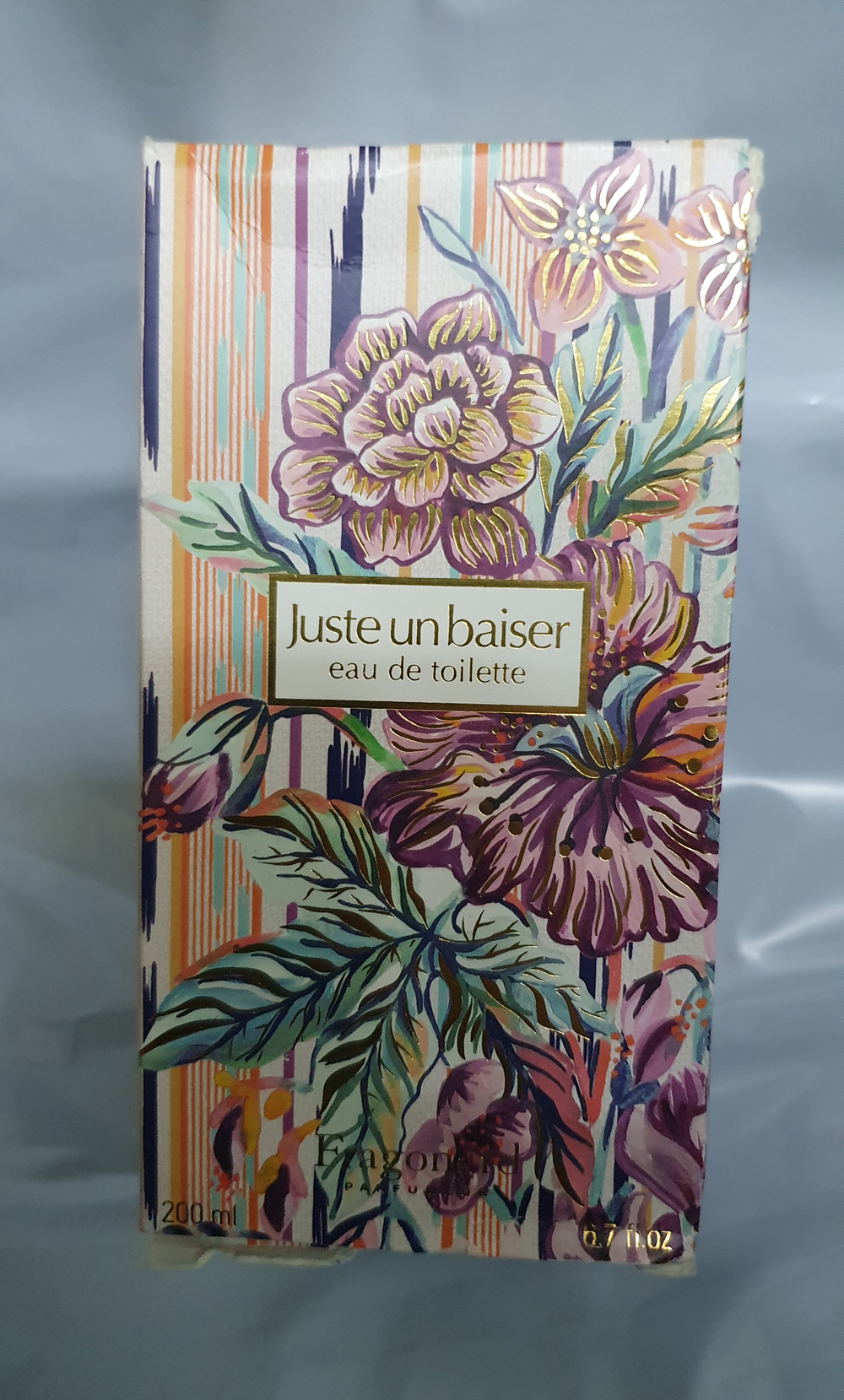 УЦЕНКА !!! Туалетная вода JUSTE UN BAISER 200 мл ( НОВАЯ ! )