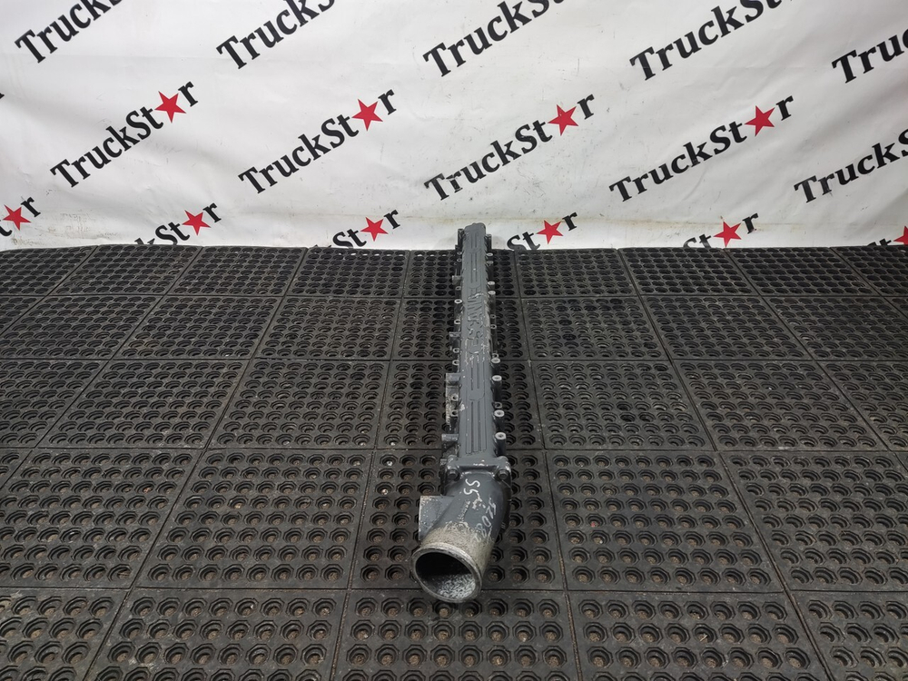 Коллектор впускной