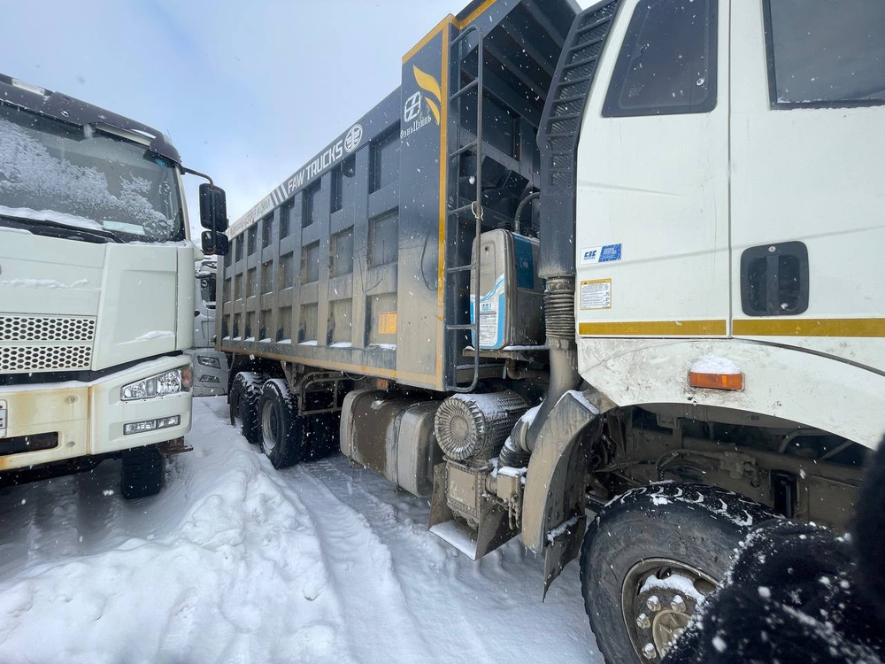 FAW J6 6x4 Самосвал CA3250P66K24T1E5 (Дизельный, 11,1 л, 390 л.с., МТ)