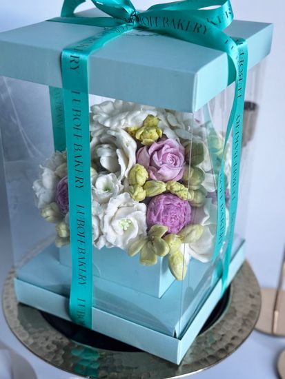 Большая композиция зефирных цветов премиум в коробке аквариуме