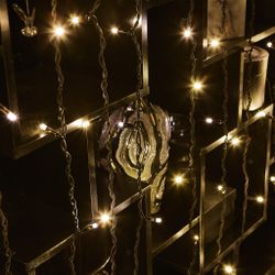 ULD-C3020-384-TBK WARM WHITE IP67 Занавес светодиодный с эффектом мерцания. 3х2м. Соединяемый. 384 светодиода. Теплый белый свет. Провод черный. TM Uniel