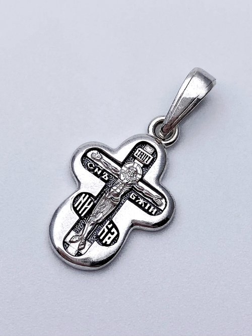 Крест из серебра/Частичное чернение/С подвижным ухом