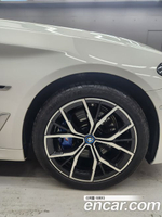 BMW 5 Series (G30) 530e M Sports (01.2022)