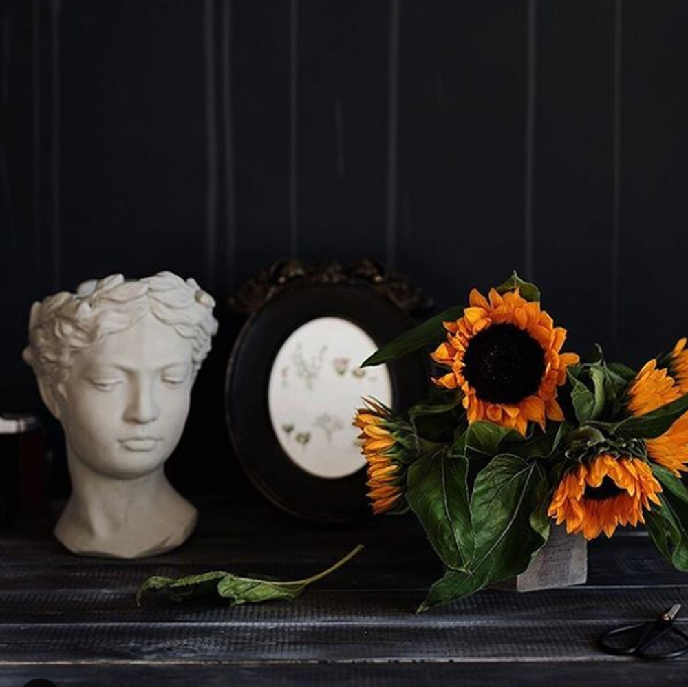 Кашпо "Голова девушки"