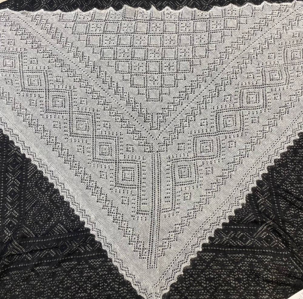 Оренбургский пуховый платок-косынка П3-130184-33 серый меланж