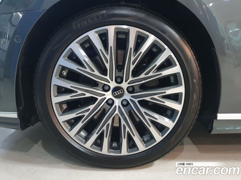 Audi A8 (D5) 55 TFSI Quattro LWB (12.2022)