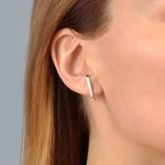 Моносерьга Base 18