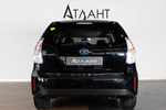 Toyota Prius Alpha, 2016 год