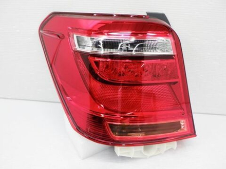 стоп левый Toyota Corolla Axio NRE161 12-598 крепление+