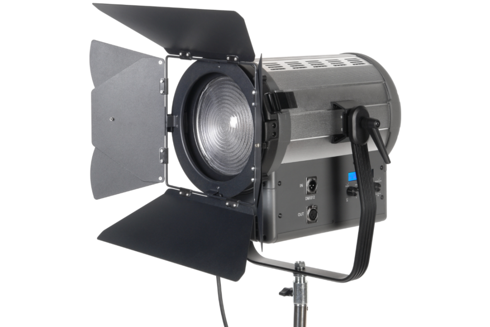 Осветитель светодиодный GreenBean Fresnel 300 LED X3 Bi-color DMX