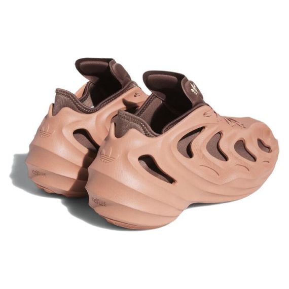 Кроссовки adidas originals AdiFOM Q - это универсальный топ Унисекс