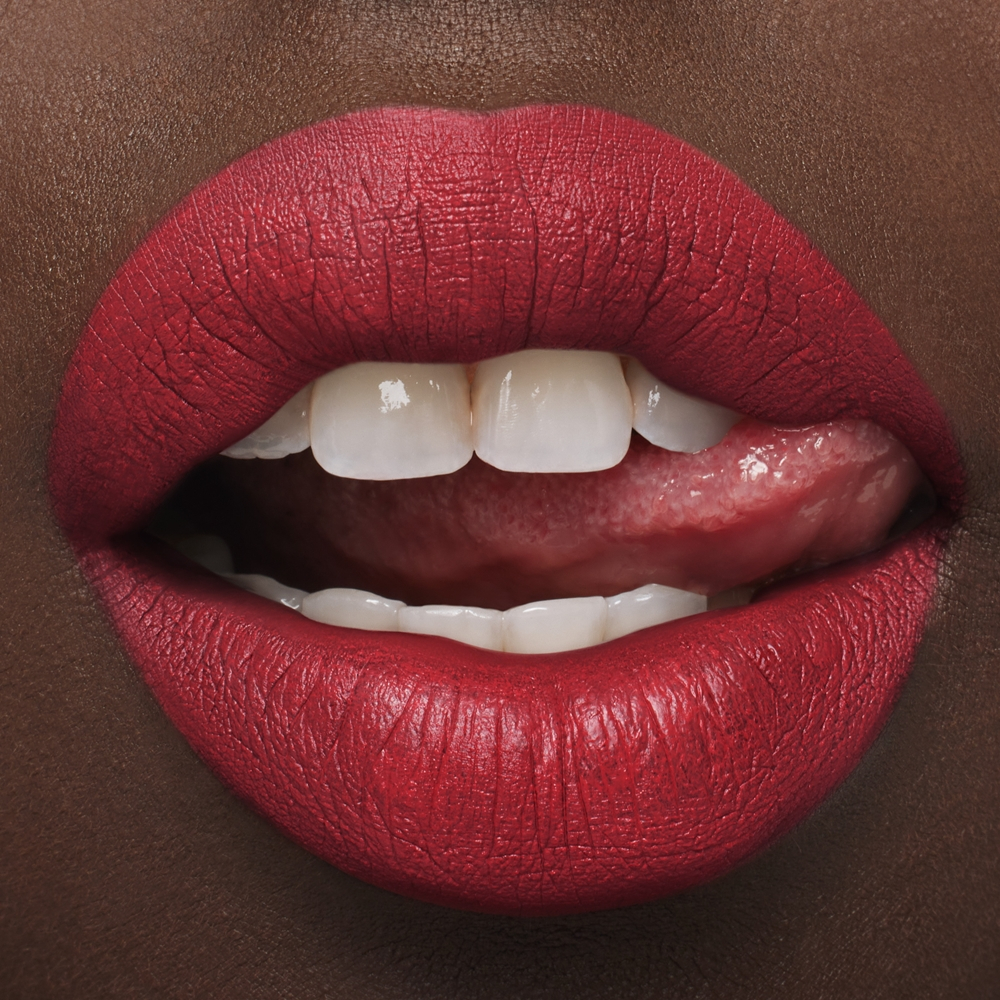 MAC Cosmetics MACximal Silky Matte Lipstick - Матовая помада оттенок Forever Curious, 3 g