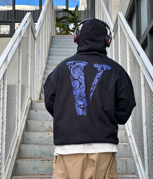 Худи на осень от бренда Vlone