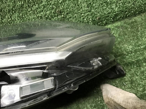 Битая Фара правая Nissan X-Trail T32 (17-22) LED