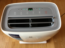 Мобильный кондиционер Electrolux EACM-11CL/N3