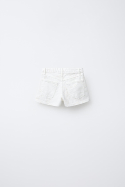 ZARA ДЖИНСОВЫЕ ШОРТЫ С ЦВЕТОЧНОЙ ВЫШИВКОЙ, БЕЛЫЙ