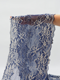 Эластичное кружево темно-синее с экрю ширина 22 см