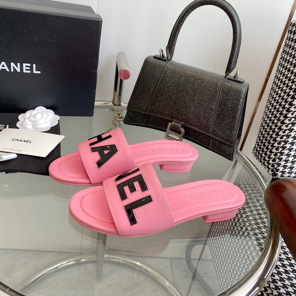 Chanel Slides