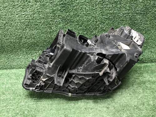 Битая Фара правая BMW X3 G01 (17-21) Adaptive LED