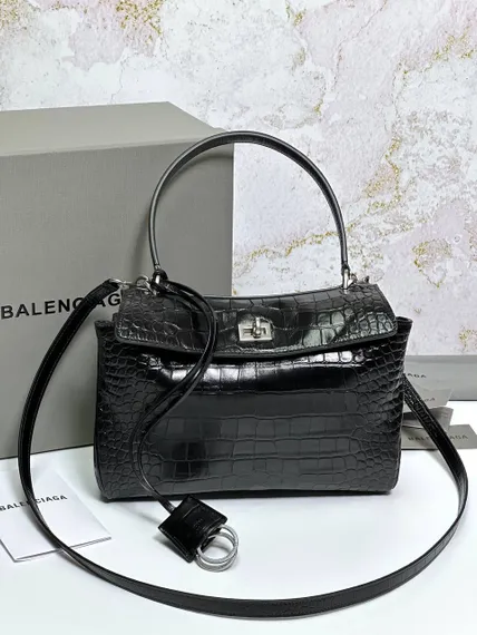 BALENCIAGA RODEO HANDBAG с крокодиловым тиснением, черная
