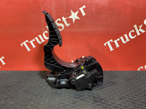 Педаль газа 2020г