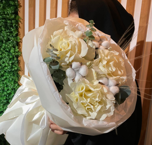 Букет "Мондиаль" французские белые розы