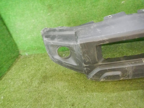 Бампер передний Suzuki Jimny 4 (2018-н.в.)