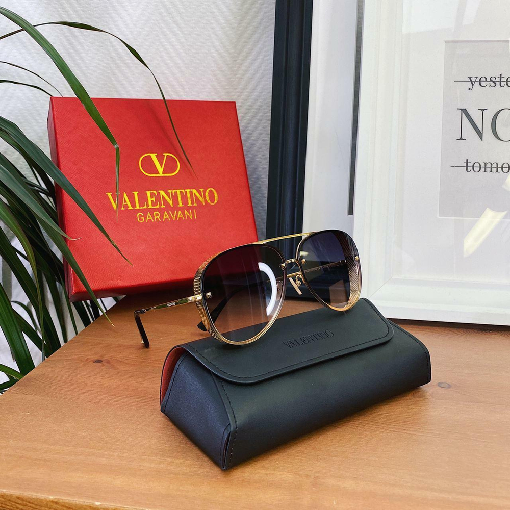 Солнцезащитные очки