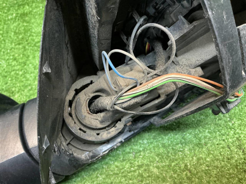 Зеркало левое Nissan Qashqai j10 (06-13) 11 конт.