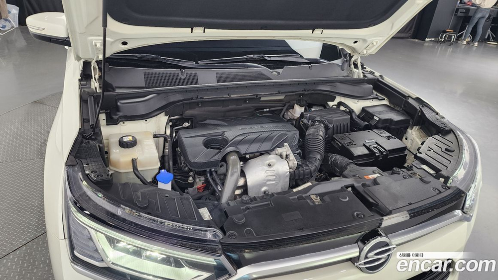 KG Mobility (Ssangyong) Beautiful Korando Дизель 1.6 2WD 딜라이트 Plus (09.2019)