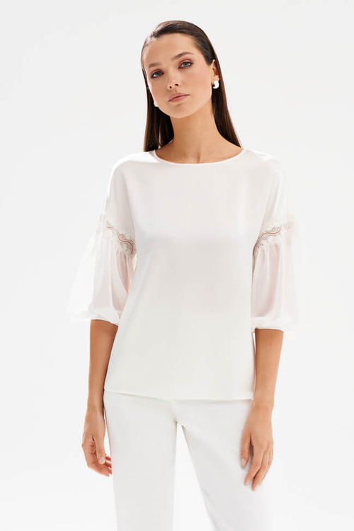 23588 Блузка женская (молочный)