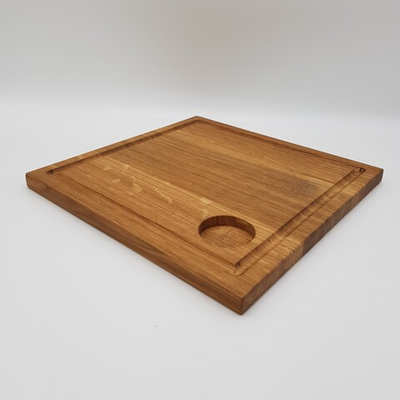 Доска для подачи, дуб, H=18, L=300, B=300 мм