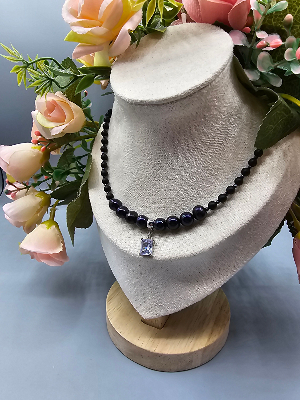 Колье ручной работы из речного жемчуга и матового агата "Звездная ночь"