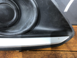 Накладка бампера переднего правая Suzuki Swift 4 11-17 Б/У Оригинал 7175160P