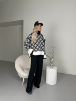 Свитер с боковыми с кашемиром