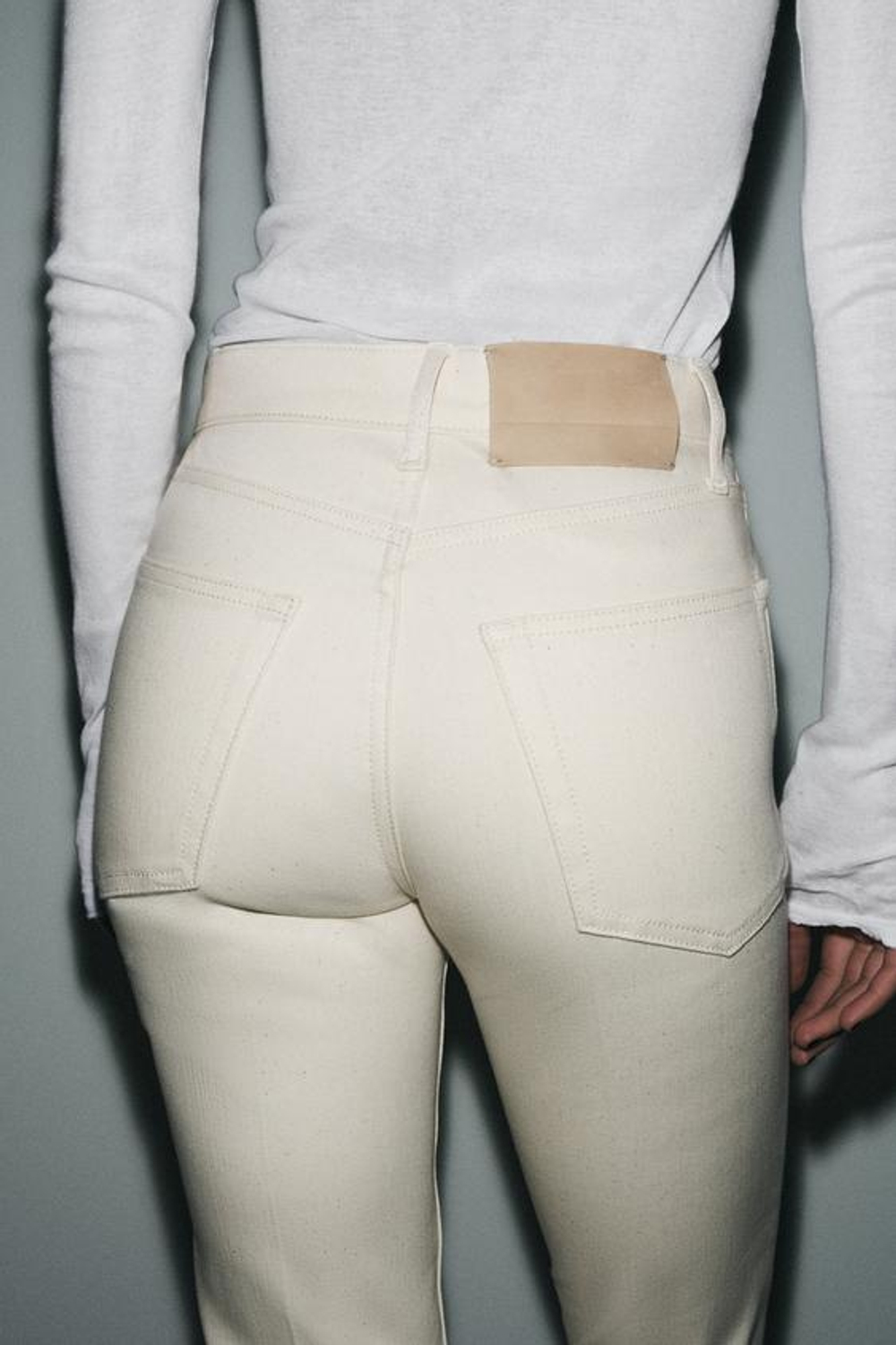 ZARA ДЖИНСЫ BOOTCUT СО СРЕДНЕЙ ПОСАДКОЙ — ZW COLLECTION, ЭКРЮ