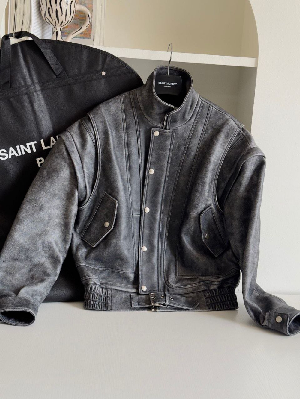 Кожаная куртка Yves Saint Laurent