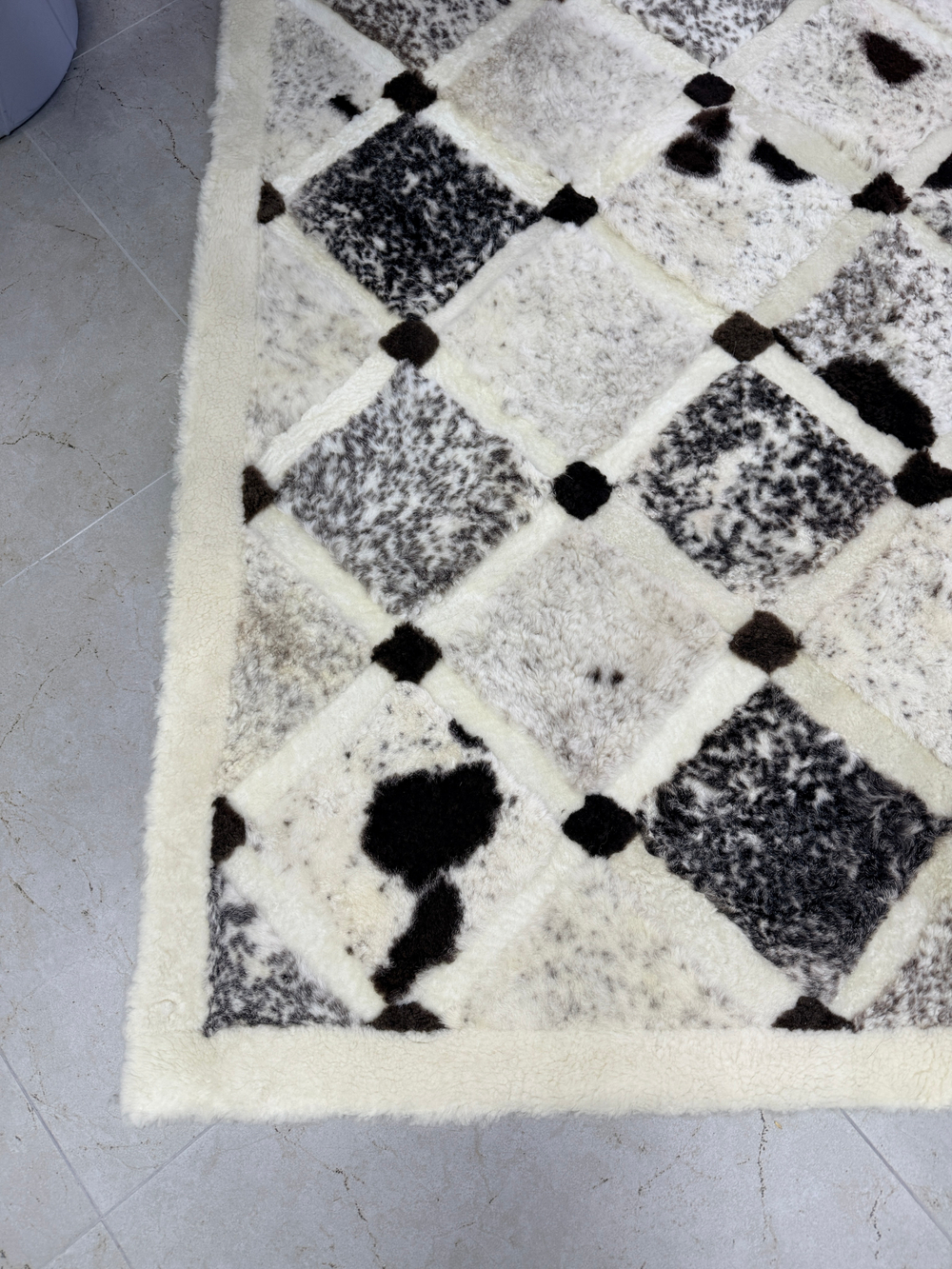 Ковер прямоугольный натуральный мех овчина, 210 х 170 см.