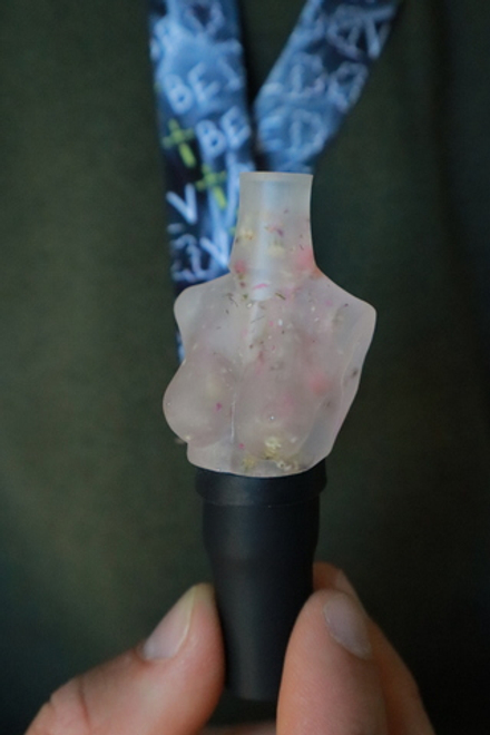 Персональний мундштук Груди прозорі матовий Vibe Hookah
