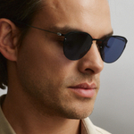 Черные солнцезащитные очки из титана с темно-синими линзами. Модель 21