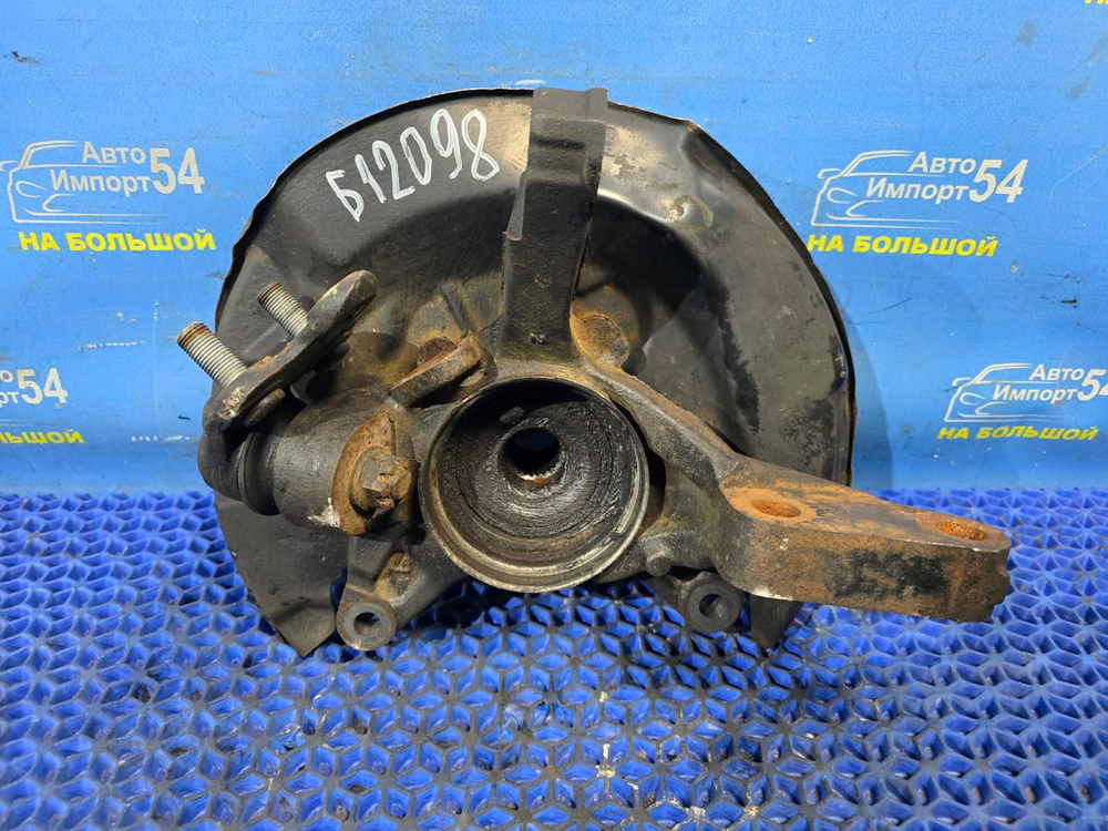 Ступица передняя левая TOYOTA HARRIER 1997-2003