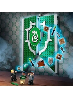 Конструктор Гарри Поттер "Знамя факультета Слизерин" 349 дет