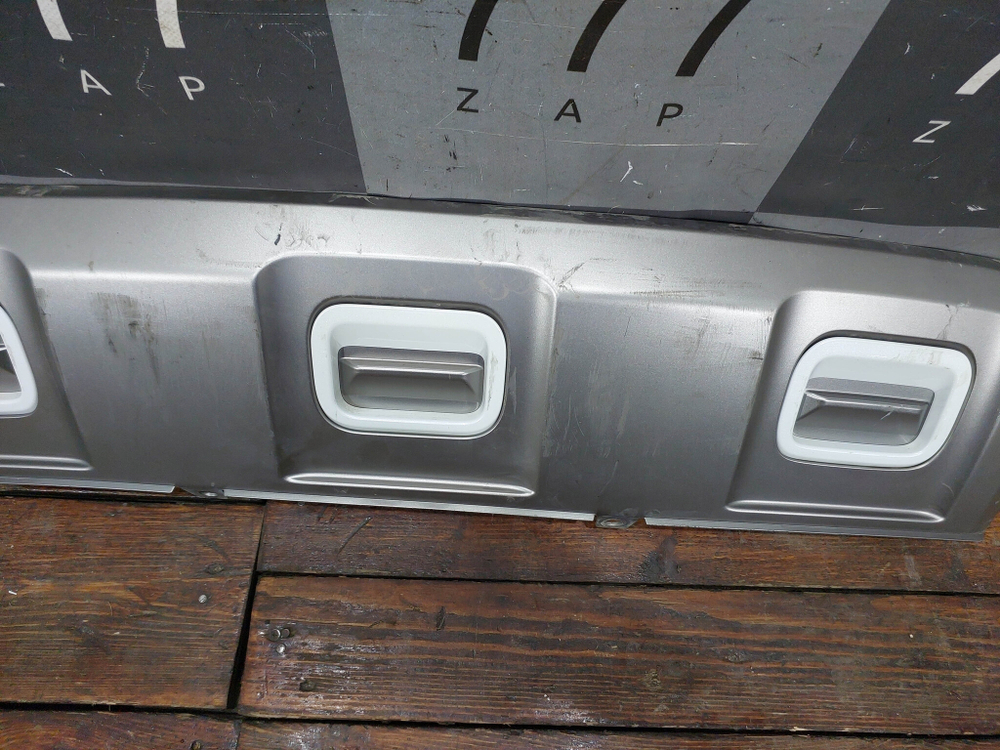 Накладка заднего бампера Haval Dargo 22-нв Б/У Оригинал 2804120XKN04A