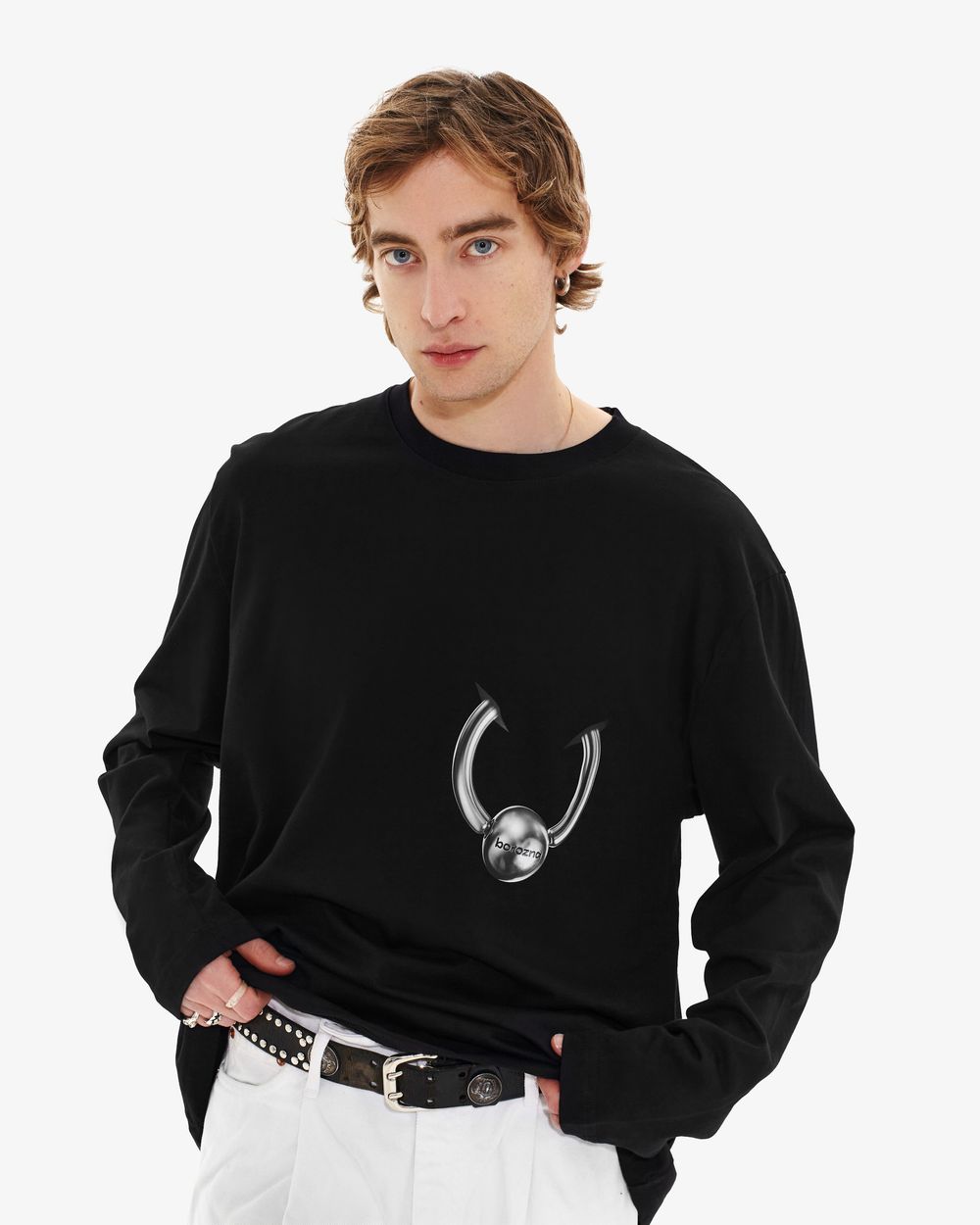 Лонгслив Borozna с принтом пирсинг черный