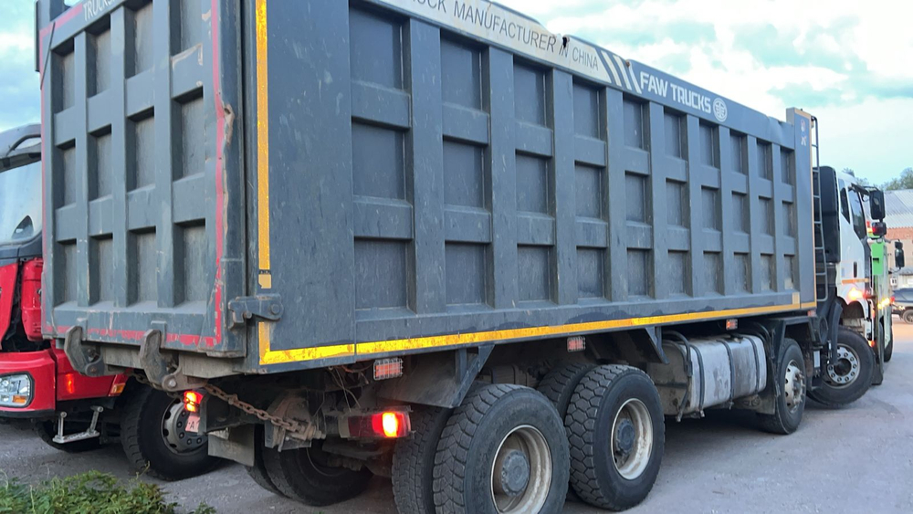 FAW J6 8x4 Самосвал СА3310Р66K24T4E5 (Дизельный, 11,1 л, 420 л.с., МТ)