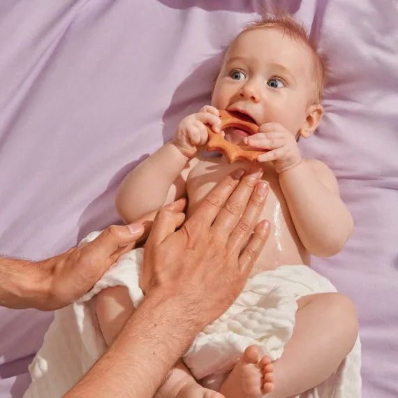 Нежное массажное масло для кожи новорождённого малыша Somelove с ароматом ванили и лаванды 100мл