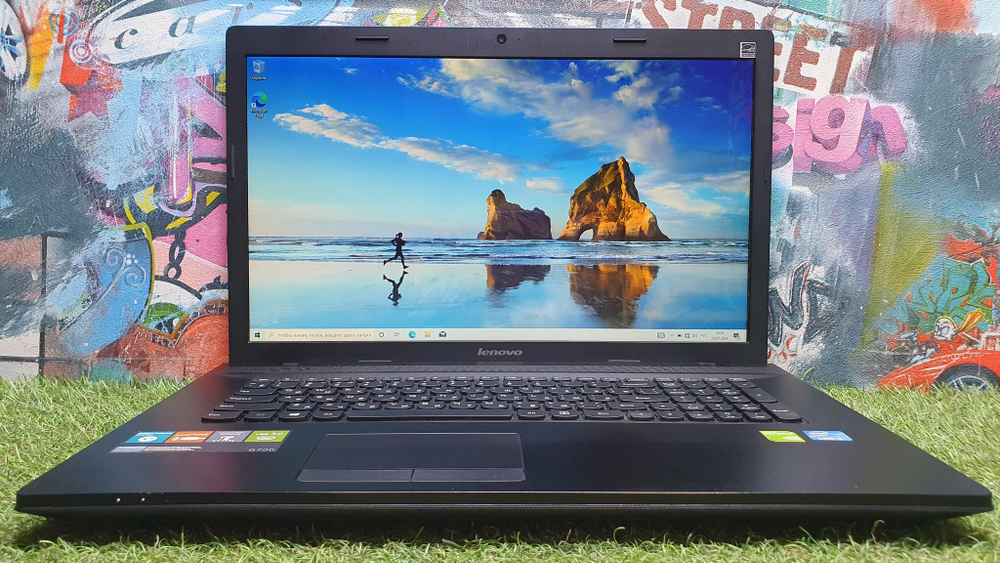 Ноутбук Lenovo i3/4Gb/GT 720M 2Gb