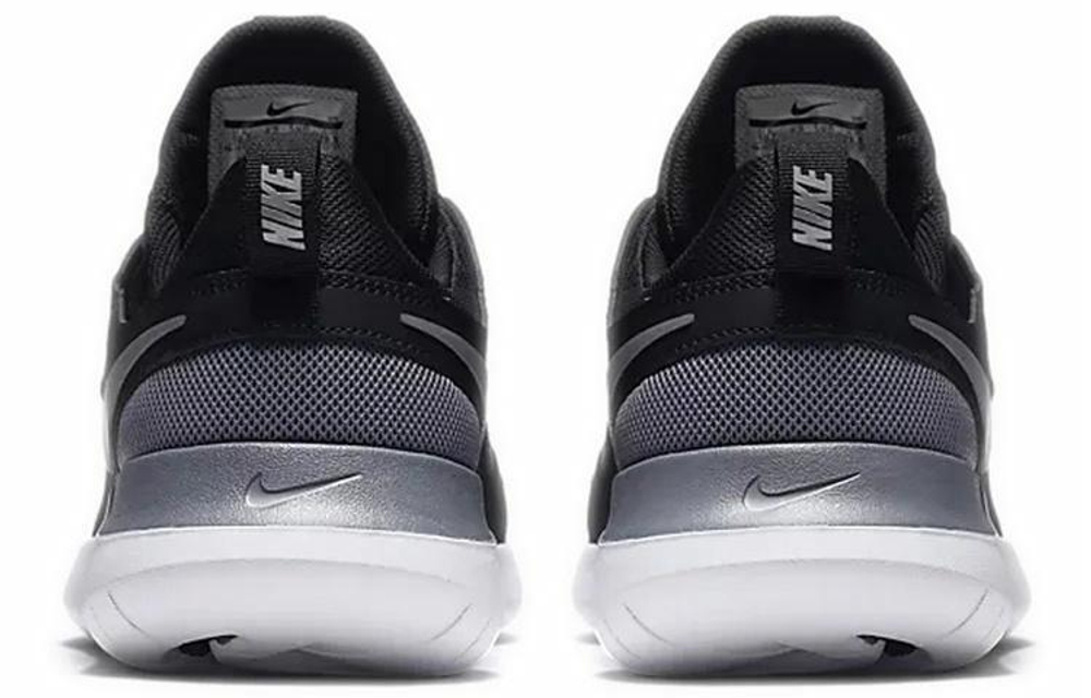 Кроссовки Nike Tessen